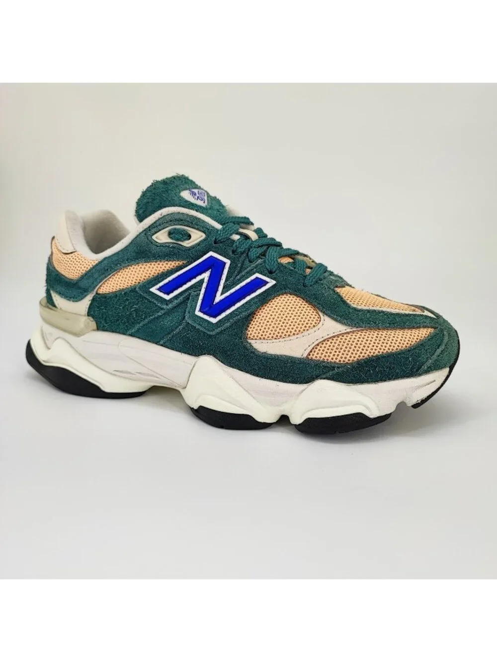 New Balance 9060 Women's 6.5 US Sneakers Suede Green GC9060GP